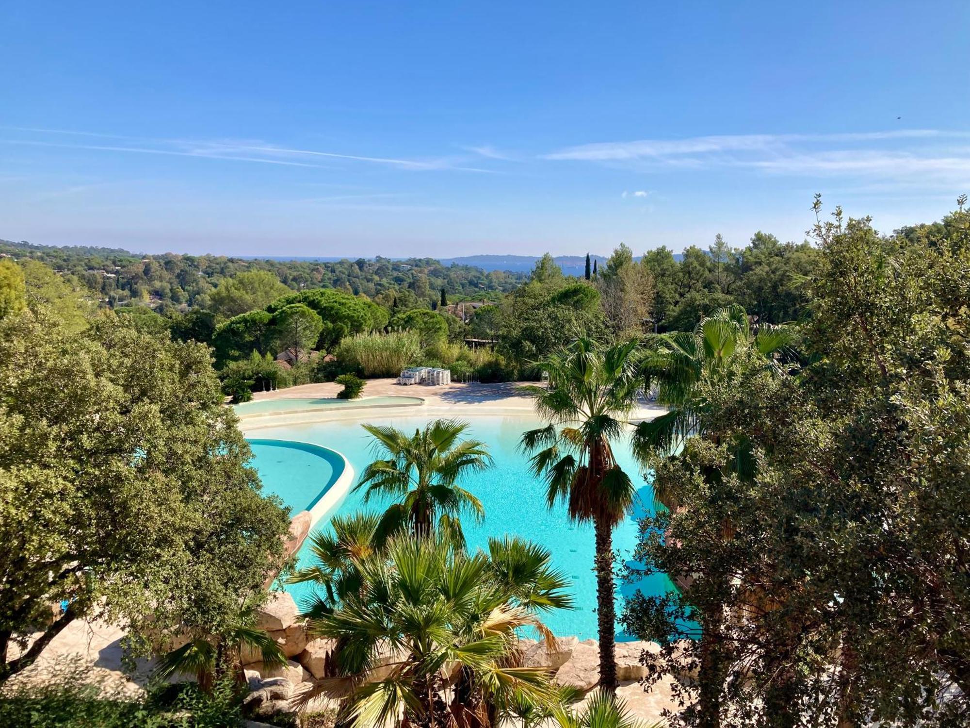 Les Restanques Vue Mer Roses 1070 Rez De Jardin Grimaud Exterior foto